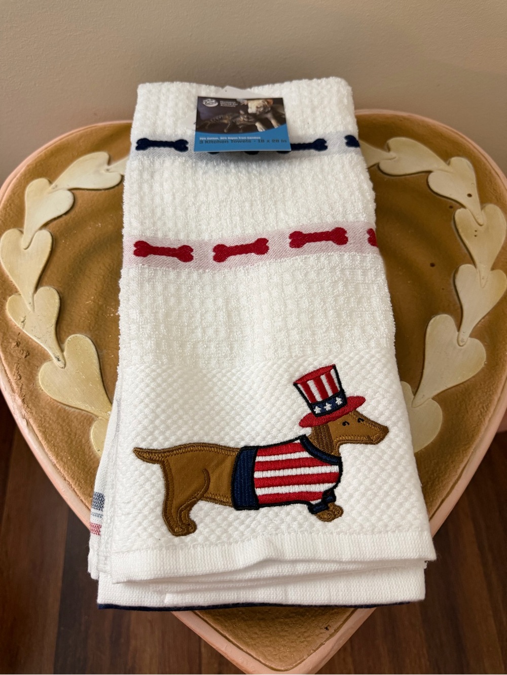 Humane World for Animals 4th of July Patriotic Dachshund Kitchen Dish Towels
